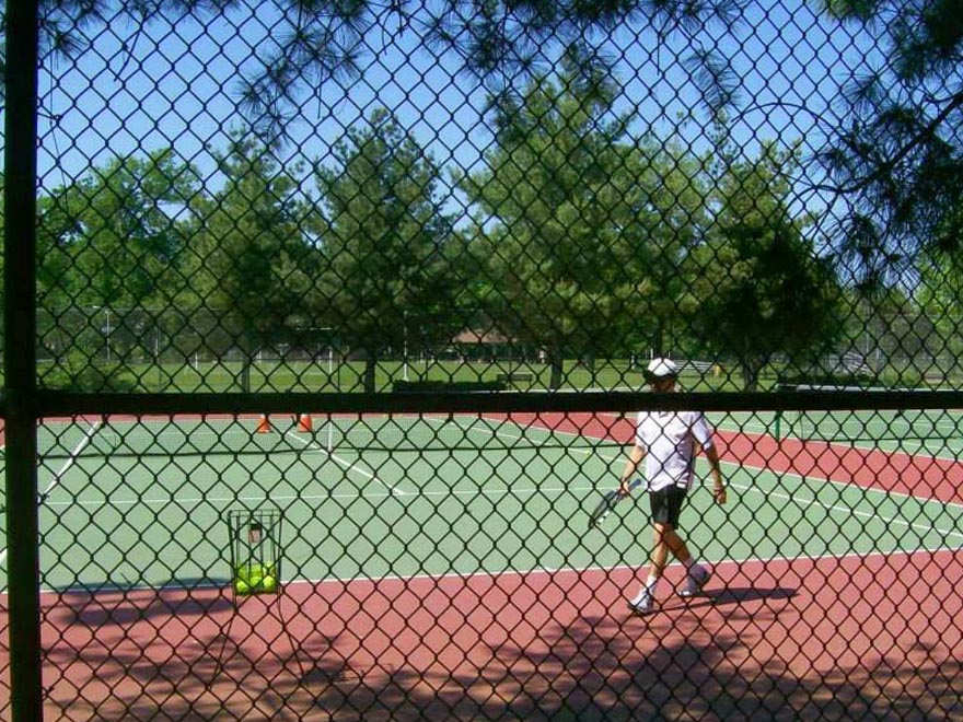 Tenis Kortu Çit Uygulamaları
